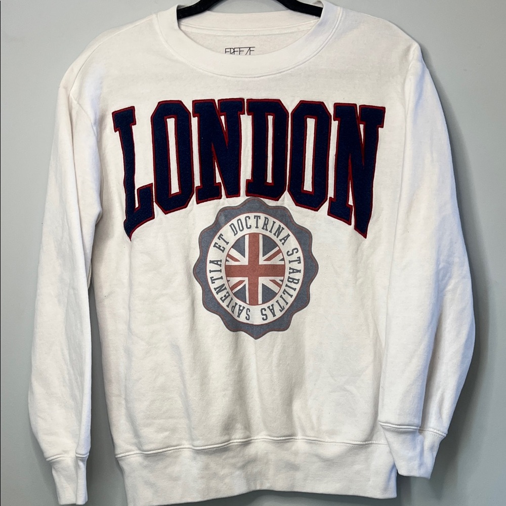 Freeze Unisex White Blue Red London Graphic Crewneck Sweatshirt Size Small‎